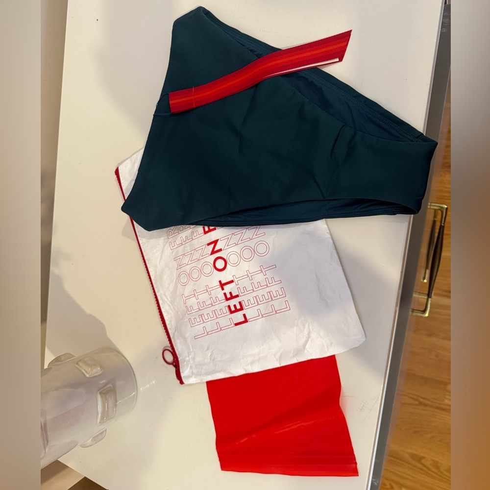 NWT Left On Friday Super Hi Hi bottoms, deep end (teal) XS with swim bag